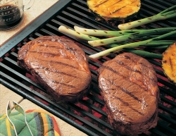 Lean beef steaks with pineapple glaze